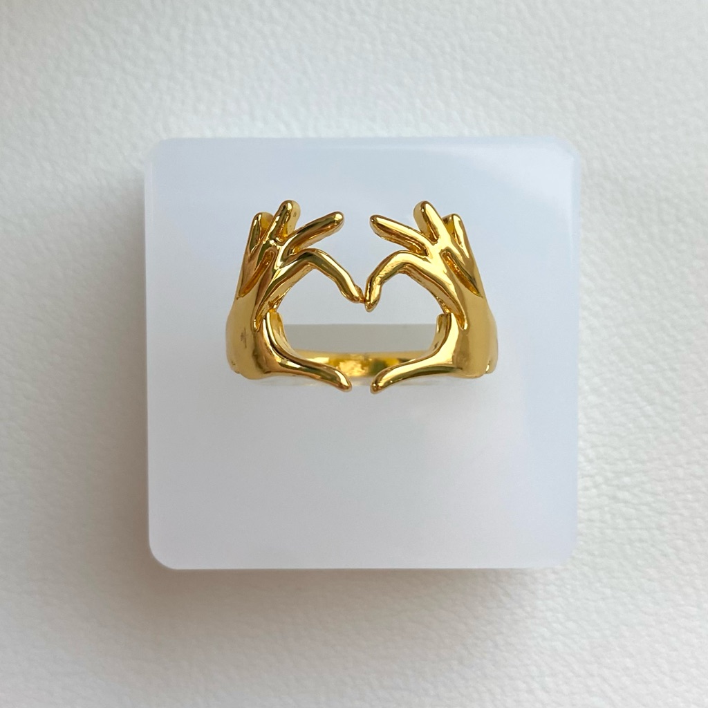 Gold Heart Hand Ring 28$